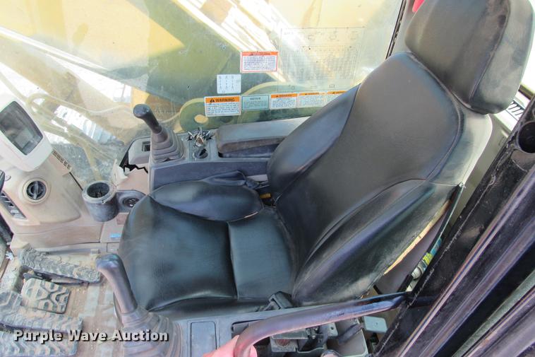 image for item DE0179 2003 Caterpillar 325C L excavator