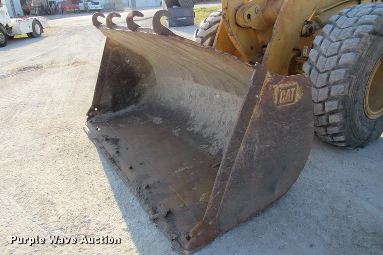 image for item DE0180 2003 Caterpillar 938G wheel loader