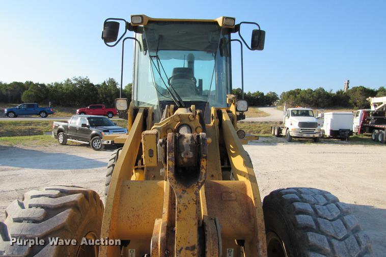 image for item DE0180 2003 Caterpillar 938G wheel loader