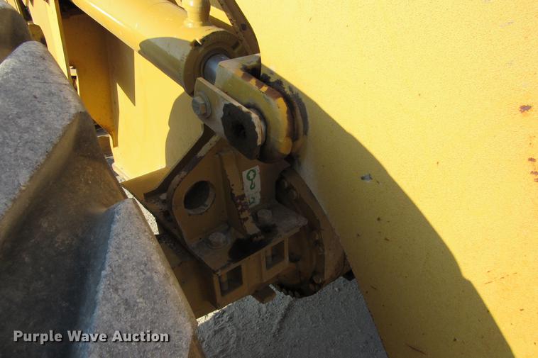 image for item DE0180 2003 Caterpillar 938G wheel loader