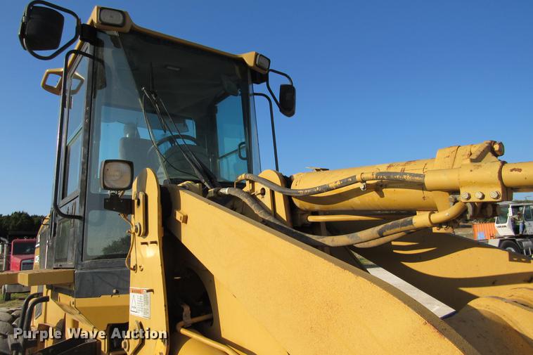 image for item DE0180 2003 Caterpillar 938G wheel loader