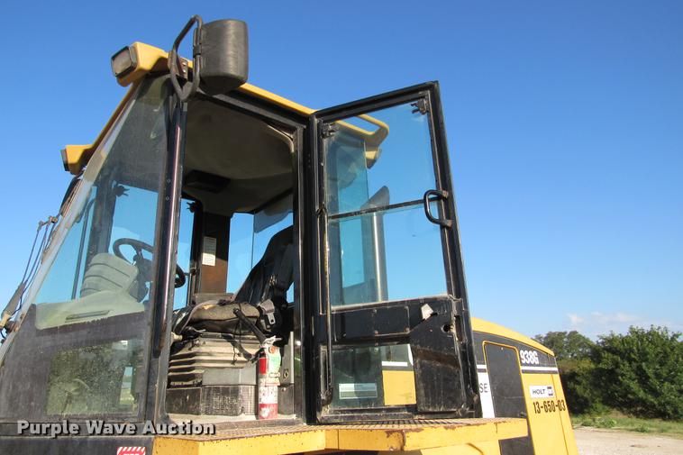 image for item DE0180 2003 Caterpillar 938G wheel loader