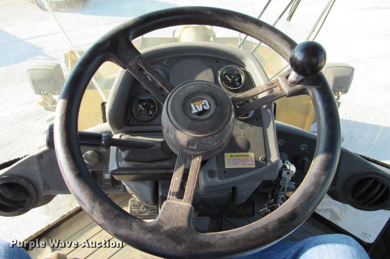 image for item DE0180 2003 Caterpillar 938G wheel loader
