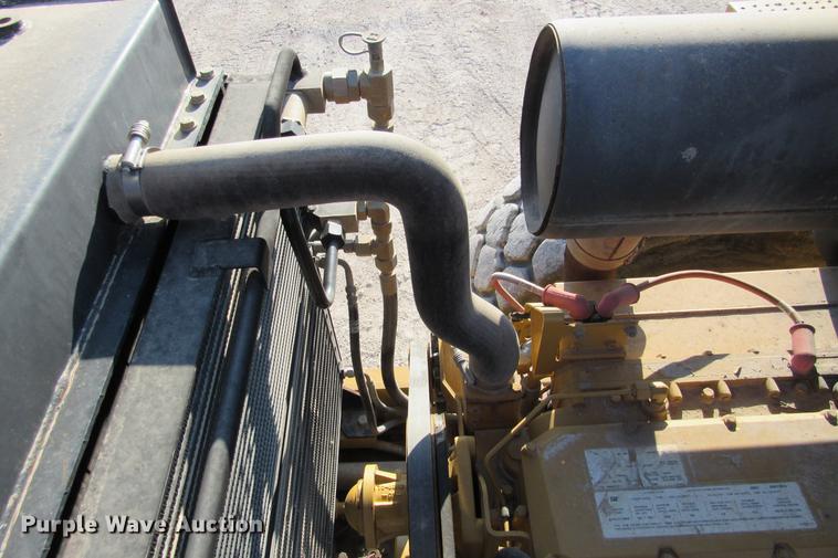 image for item DE0180 2003 Caterpillar 938G wheel loader