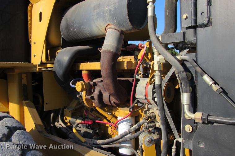 image for item DE0180 2003 Caterpillar 938G wheel loader