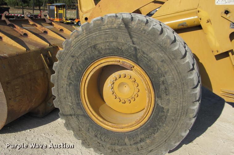 image for item DE0180 2003 Caterpillar 938G wheel loader