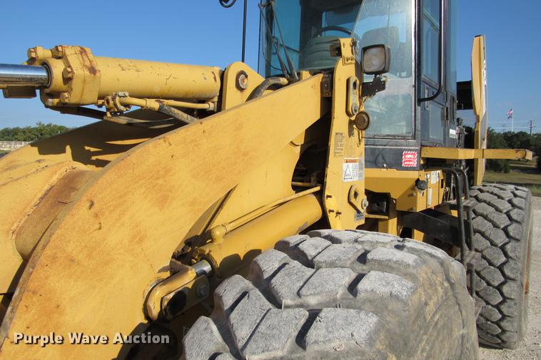 image for item DE0180 2003 Caterpillar 938G wheel loader