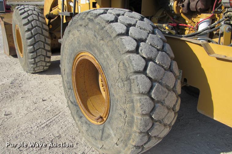 image for item DE0180 2003 Caterpillar 938G wheel loader