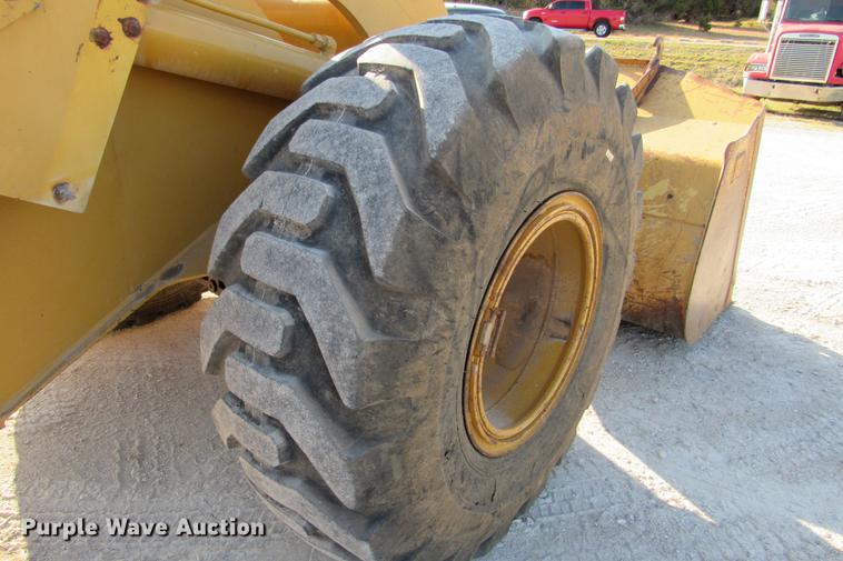 image for item DE0180 2003 Caterpillar 938G wheel loader