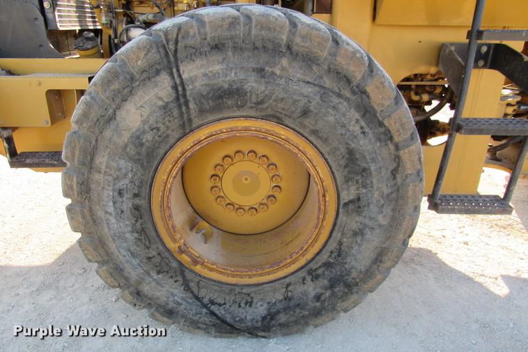 image for item DE0180 2003 Caterpillar 938G wheel loader