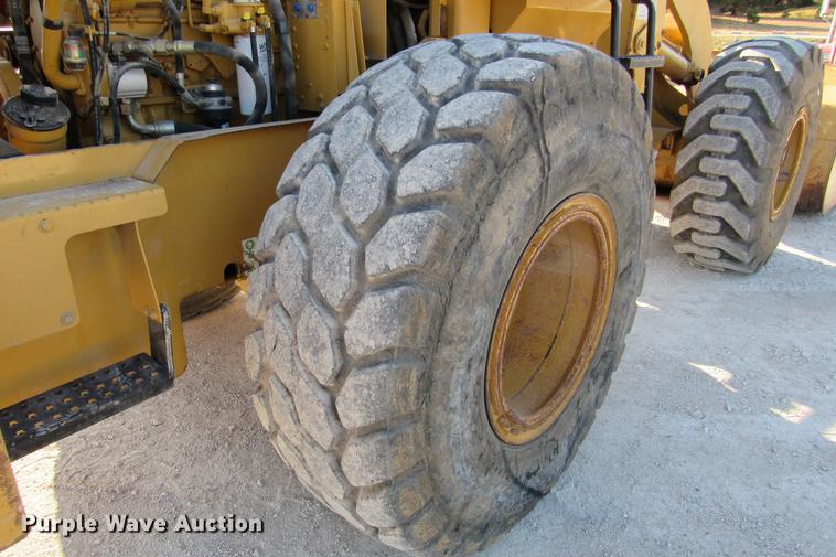 image for item DE0180 2003 Caterpillar 938G wheel loader