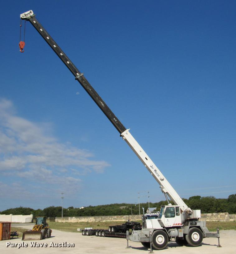 image for item DE0181 1990 Lorain LRT275D crane