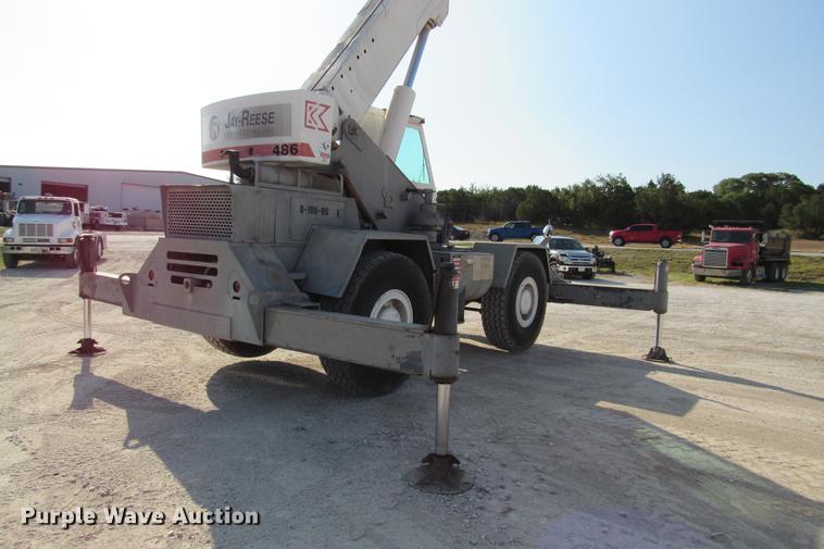 image for item DE0181 1990 Lorain LRT275D crane