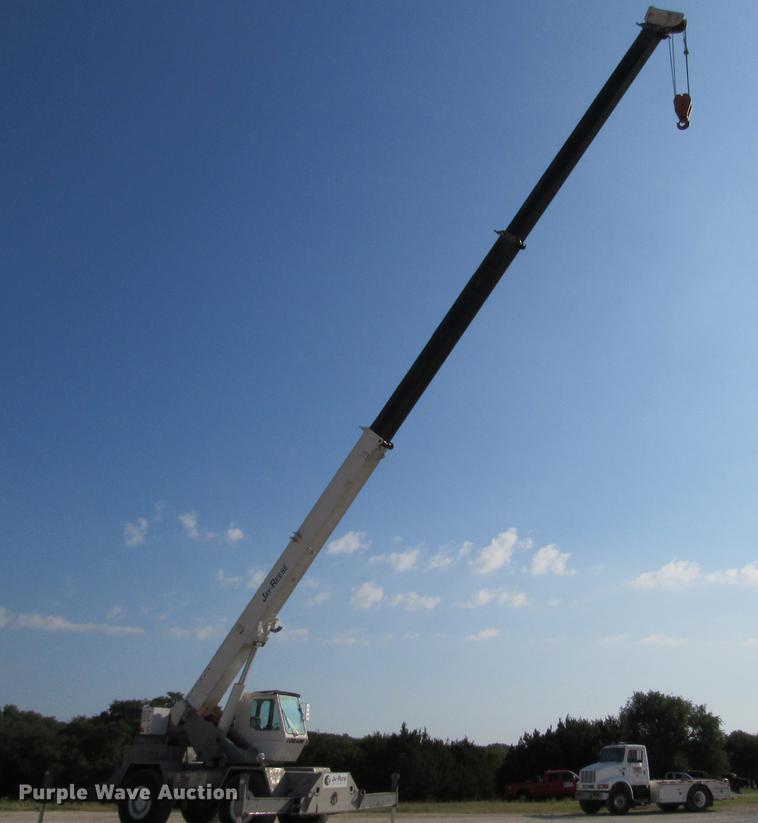 image for item DE0181 1990 Lorain LRT275D crane