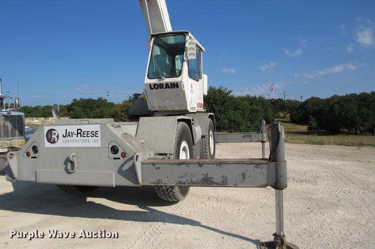 image for item DE0181 1990 Lorain LRT275D crane