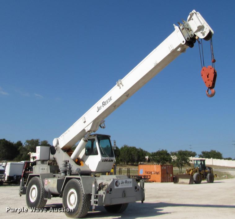 image for item DE0181 1990 Lorain LRT275D crane