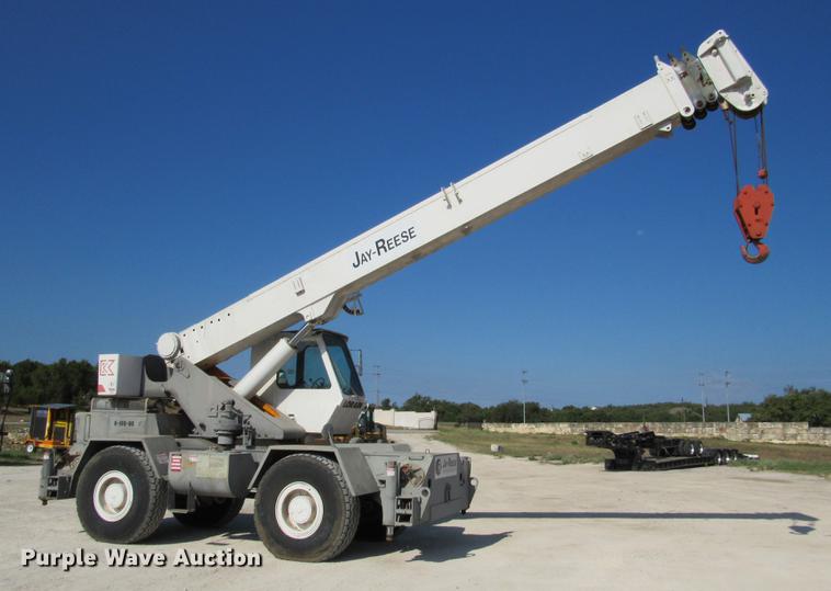 image for item DE0181 1990 Lorain LRT275D crane