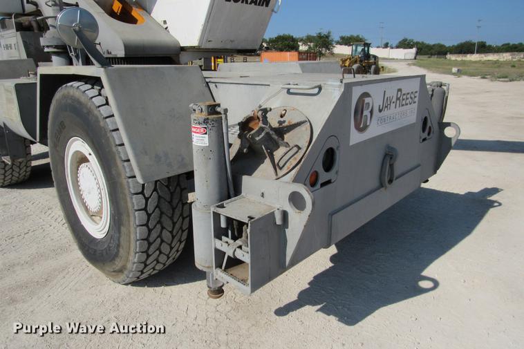 image for item DE0181 1990 Lorain LRT275D crane