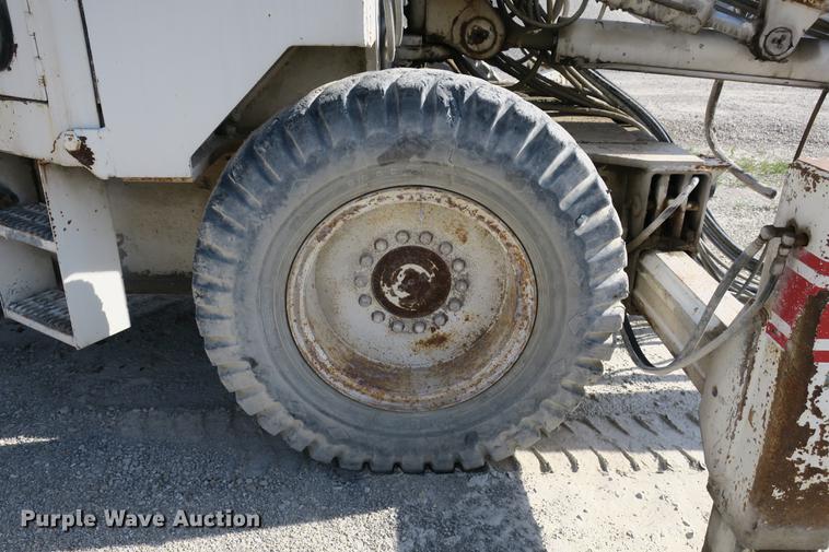 image for item DE3777 Gardner Denver 640-GD rock drill