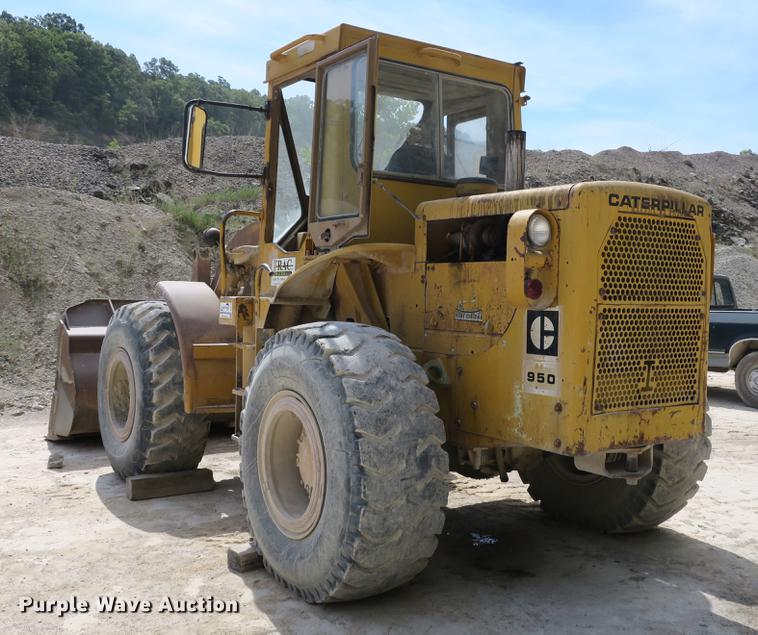 image for item DE3778 1979 Caterpillar 950 wheel loader