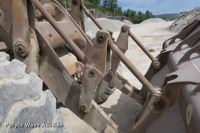 image for item DE3778 1979 Caterpillar 950 wheel loader