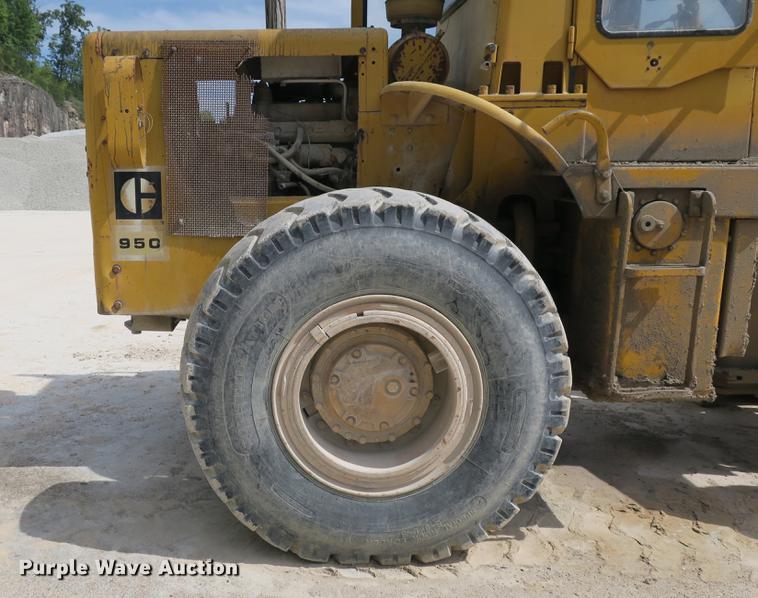 image for item DE3778 1979 Caterpillar 950 wheel loader
