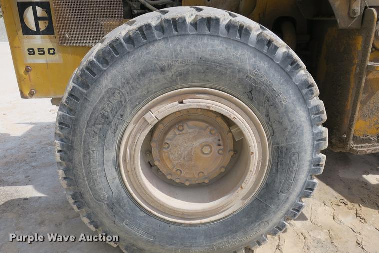 image for item DE3778 1979 Caterpillar 950 wheel loader