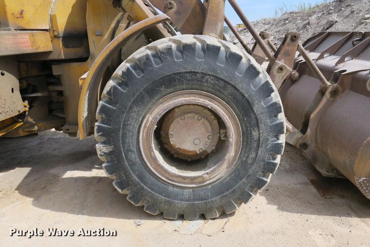 image for item DE3778 1979 Caterpillar 950 wheel loader