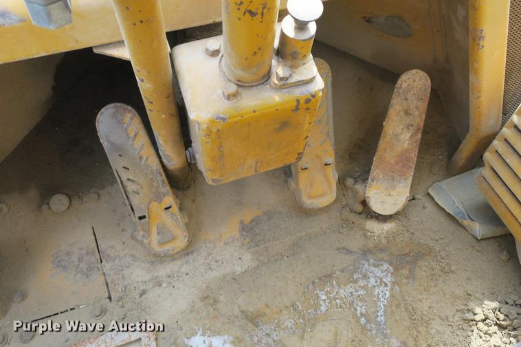 image for item DE3778 1979 Caterpillar 950 wheel loader