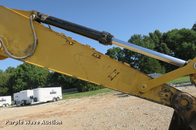 image for item DE3784 2009 Caterpillar 329D L excavator