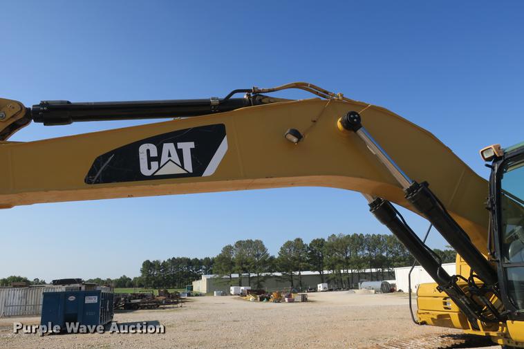 image for item DE3784 2009 Caterpillar 329D L excavator