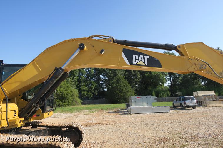 image for item DE3784 2009 Caterpillar 329D L excavator