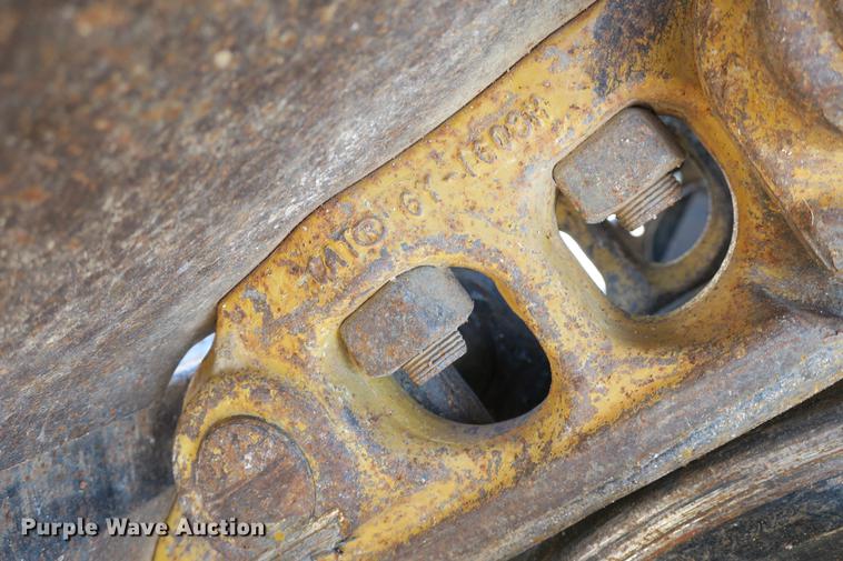 image for item DE3784 2009 Caterpillar 329D L excavator