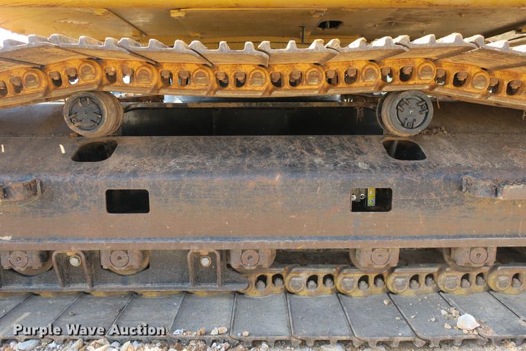 image for item DE3784 2009 Caterpillar 329D L excavator