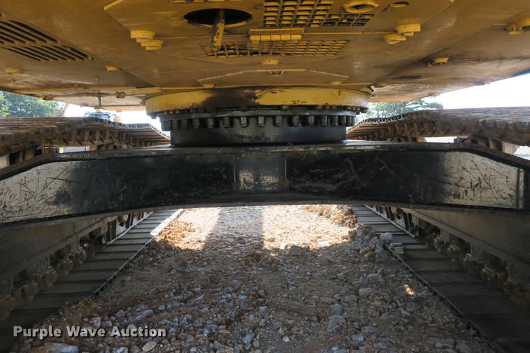 image for item DE3784 2009 Caterpillar 329D L excavator