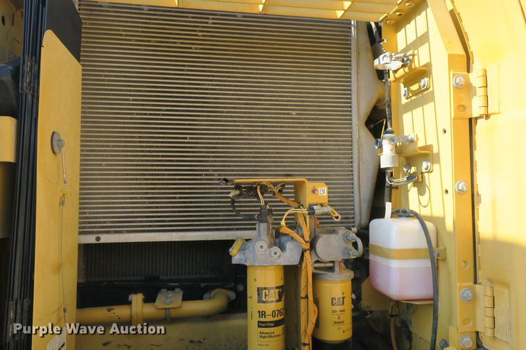 image for item DE3784 2009 Caterpillar 329D L excavator