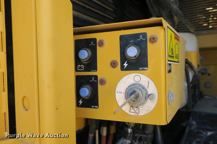 image for item DE3784 2009 Caterpillar 329D L excavator