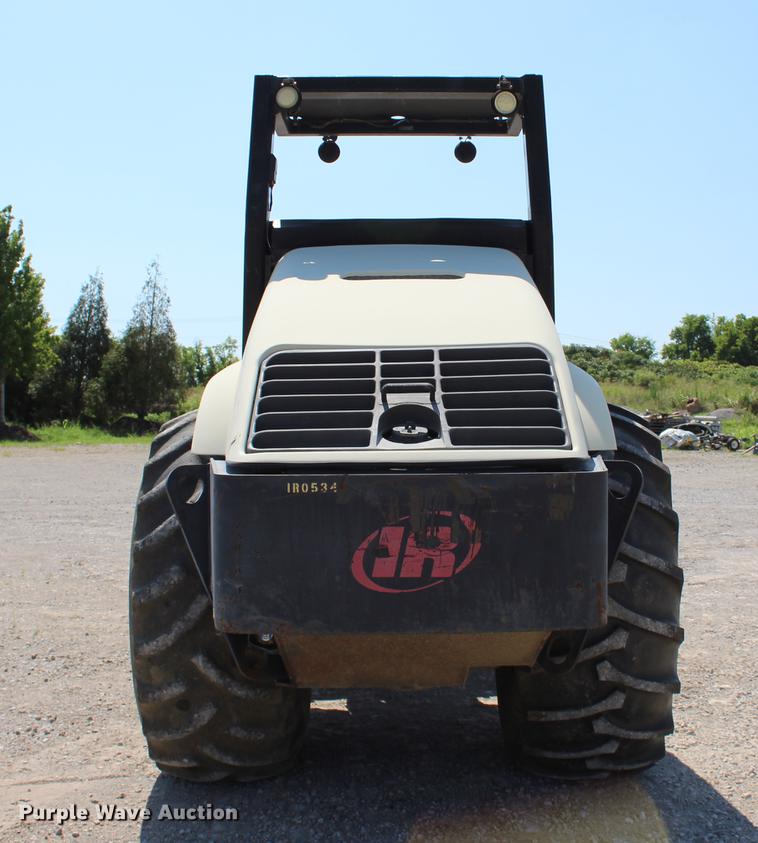 image for item DE3835 2005 Ingersoll Rand SD105F-TF single drum roller