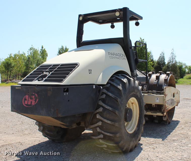 image for item DE3835 2005 Ingersoll Rand SD105F-TF single drum roller