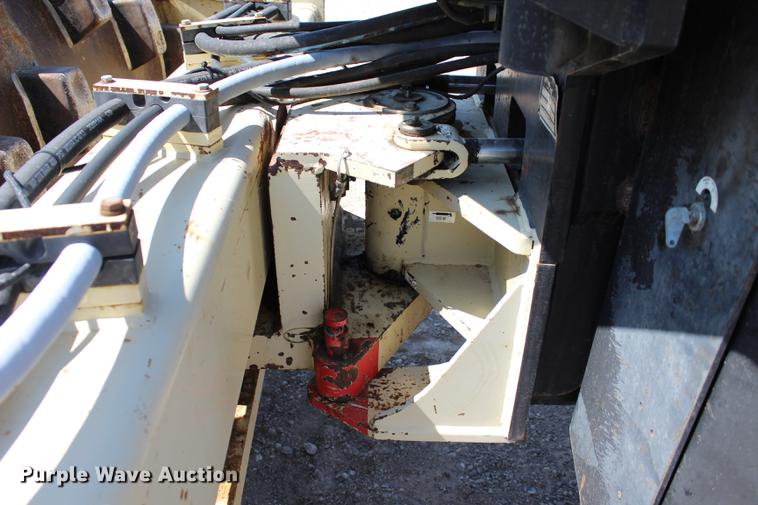 image for item DE3835 2005 Ingersoll Rand SD105F-TF single drum roller