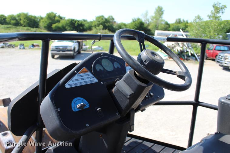 image for item DE3836 2005 Ingersoll Rand SD105F-TF single drum roller