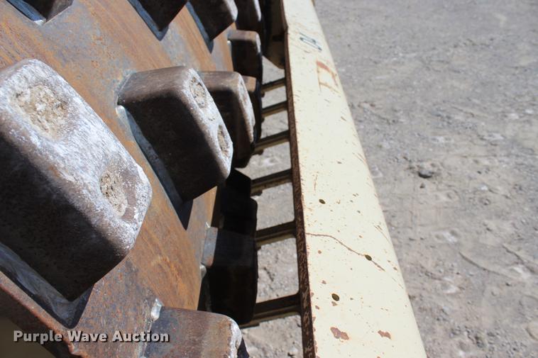 image for item DE3836 2005 Ingersoll Rand SD105F-TF single drum roller