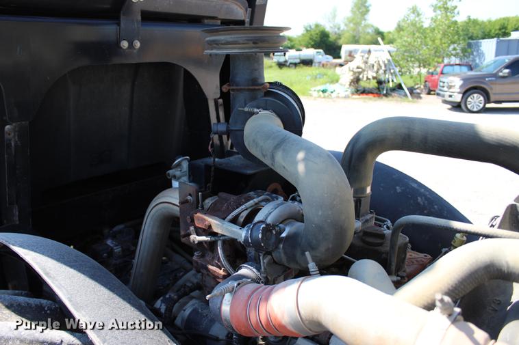 image for item DE3836 2005 Ingersoll Rand SD105F-TF single drum roller