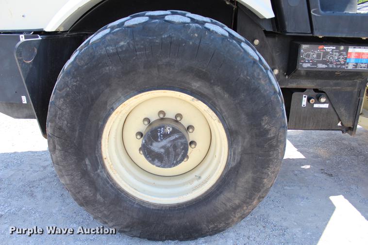 image for item DE3837 2005 Ingersoll Rand SD105DX-TF single drum roller