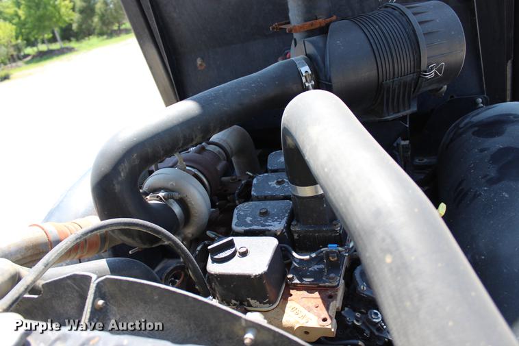 image for item DE3837 2005 Ingersoll Rand SD105DX-TF single drum roller