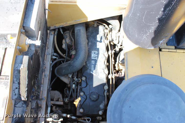 image for item DE3838 2010 Caterpillar AP1055D paver