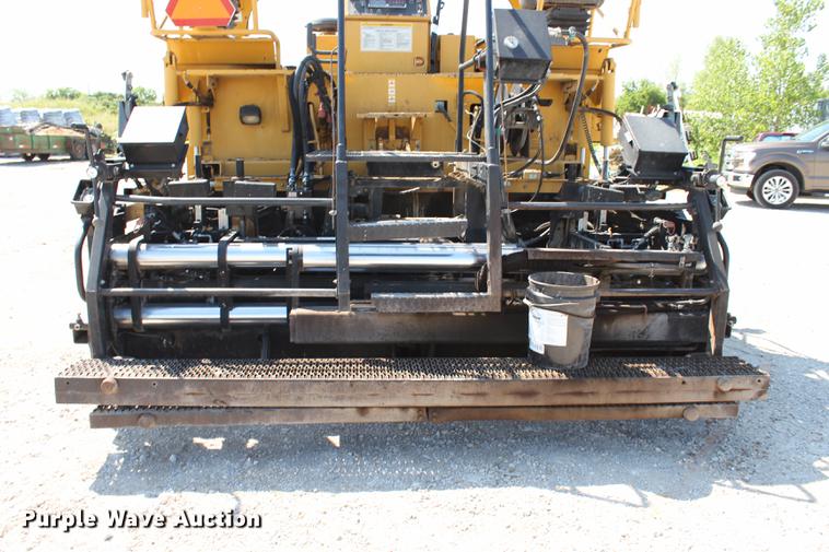 image for item DE3838 2010 Caterpillar AP1055D paver
