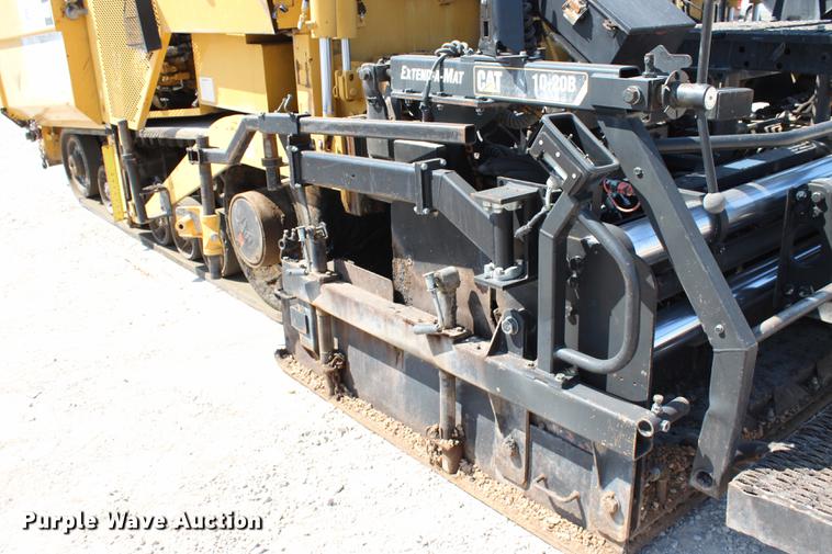 image for item DE3838 2010 Caterpillar AP1055D paver