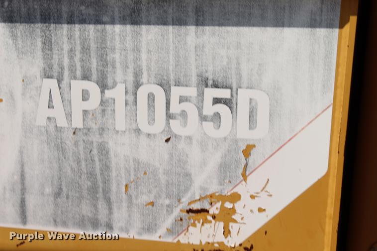 image for item DE3838 2010 Caterpillar AP1055D paver