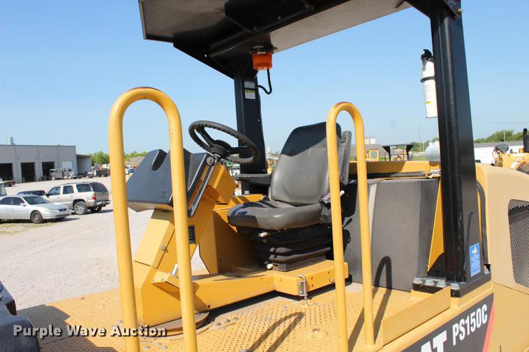 image for item DE3839 2010 Caterpillar PS150C pneumatic roller